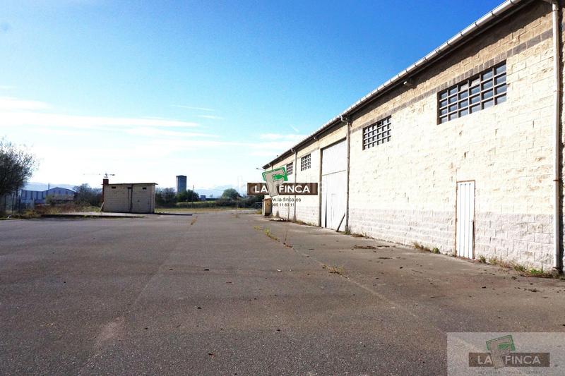 Foto de592818-a916-4456-9299-f780691d6168. Nave industrial nave en La Fresneda Siero