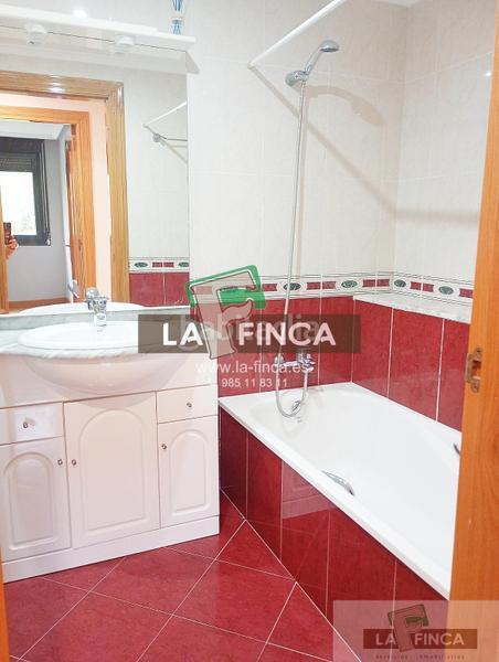 Foto 2dd334f5-541c-4cab-9dcb-214a4f77c4ec. Piso  en Ciudad Naranco - Prados de La Fuente Oviedo