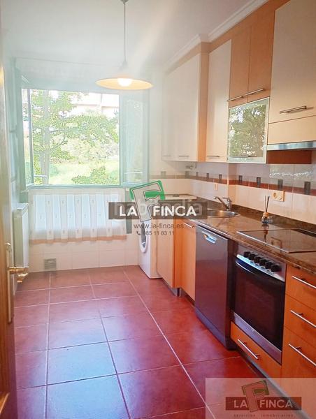 Foto a44a042d-3f5b-4c0c-8bcd-ec1f4ee81872. Piso  en Ciudad Naranco - Prados de La Fuente Oviedo