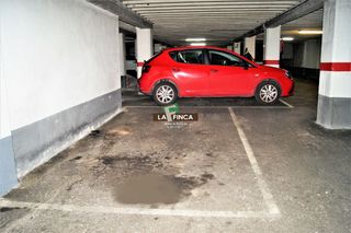 Alquiler Parking coche en Milán - Pumarín. Oviedogaraje