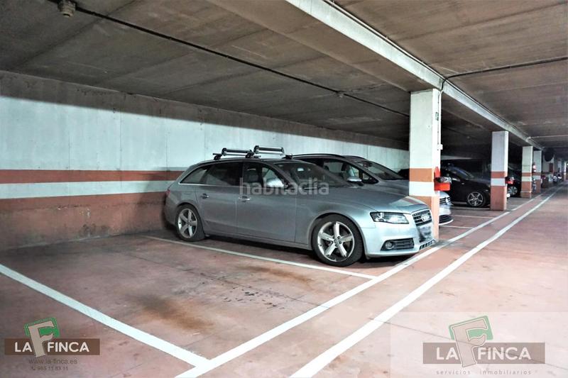 Foto 5b000954-a15b-4e47-a19d-96421c588af0. Location parking voiture dans Milán - Pumarín Oviedo