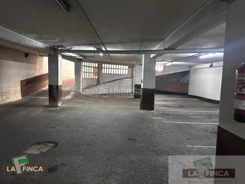 Foto b0a103bd-d363-4e35-888f-a0aefbe4f390. Parking coche garaje en Teatinos - Los Prados Oviedo