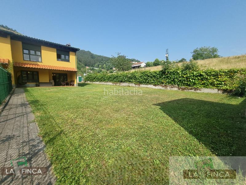 Foto cd6e5536-dd2d-45b7-a879-b432722a1ac8. Xalet amb calefacció aparcament a Candamo