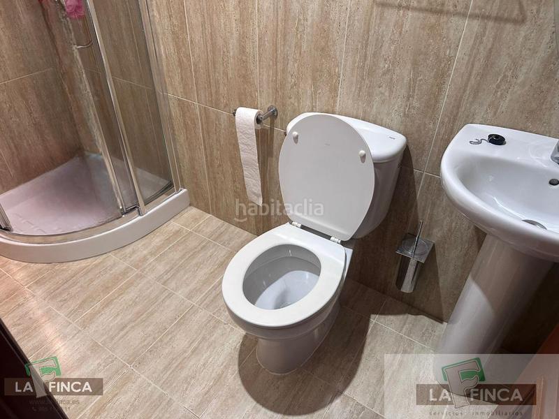 Foto bf575a8c-d55f-4797-a21d-438bd279a33d. Piso  en Huca - La Cadellada Oviedo
