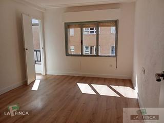 Etagenwohnung en Perchera. Gijnpiso