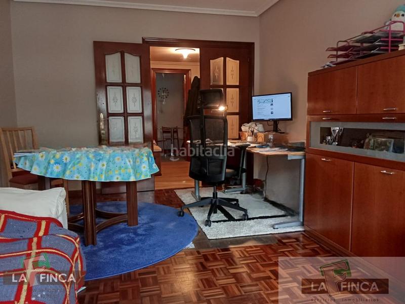 Foto 5c5b49e3-0906-42c3-9ddd-1b9955d3ae01. Piso  en Laviada Gijón