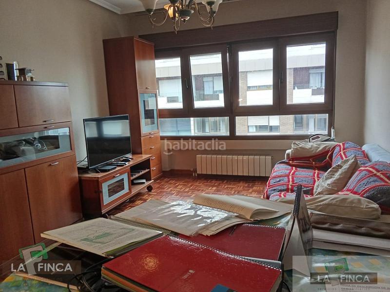 Foto aebd9746-dbd7-47e0-a3b0-474dad6ff78f. Piso  en Laviada Gijón