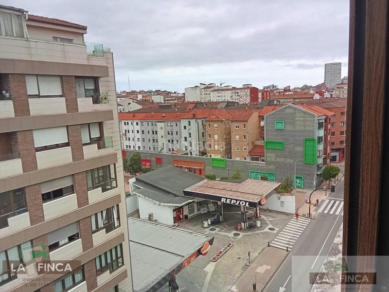 Foto d06da940-e2aa-4f15-b644-0acbc725a953. Piso  en Laviada Gijón