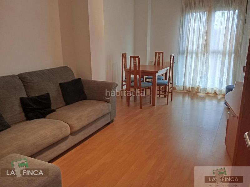 Foto e8a13a1d-054b-471c-910b-54094bf0e1e3. Alquiler piso  en Huca - La Cadellada Oviedo