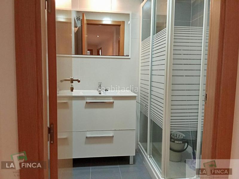 Foto 13693140-ea9d-43bc-943b-d75a0c5db924. Rent flat with heating parking in Huca - La Cadellada Oviedo