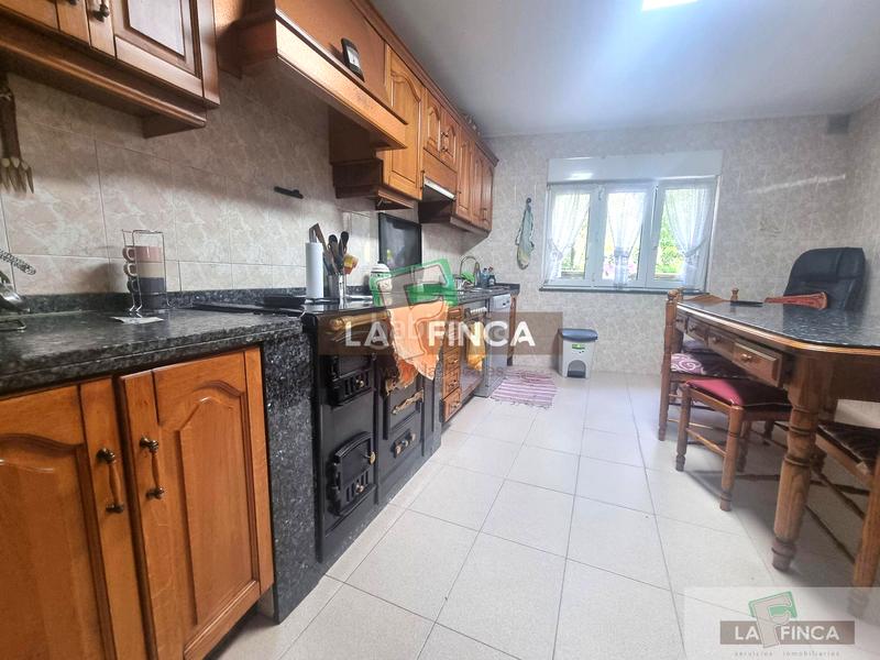 Foto 666f4bdb-85cd-4658-ae50-afd138dcd9e2. Casa  en Carreño