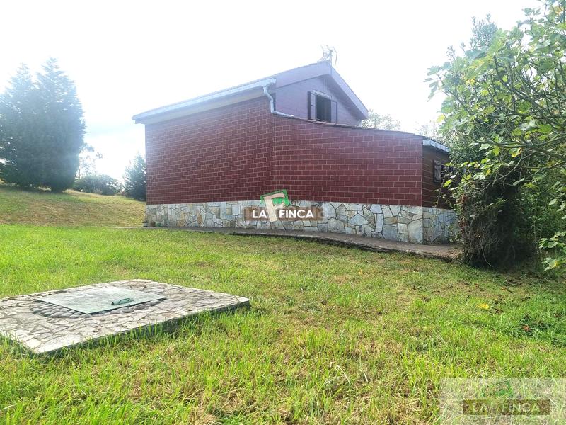 Foto d9ad6227-3811-43da-9f55-7c04ff925b5a. Casa  en Llanera