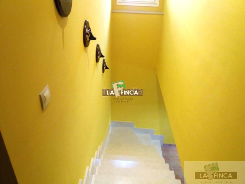 Foto 3b32e914-85d3-42dc-8dd8-6d1e66b5abbd. Chalet  en Cangas del Narcea