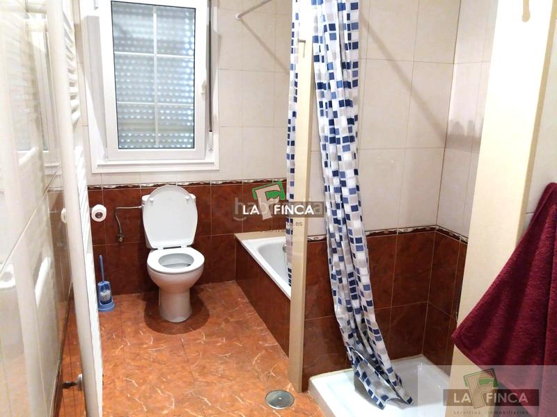 Foto 7116f705-4c5b-4ec5-9e9a-559b86de59c4. Chalet  en Cangas del Narcea