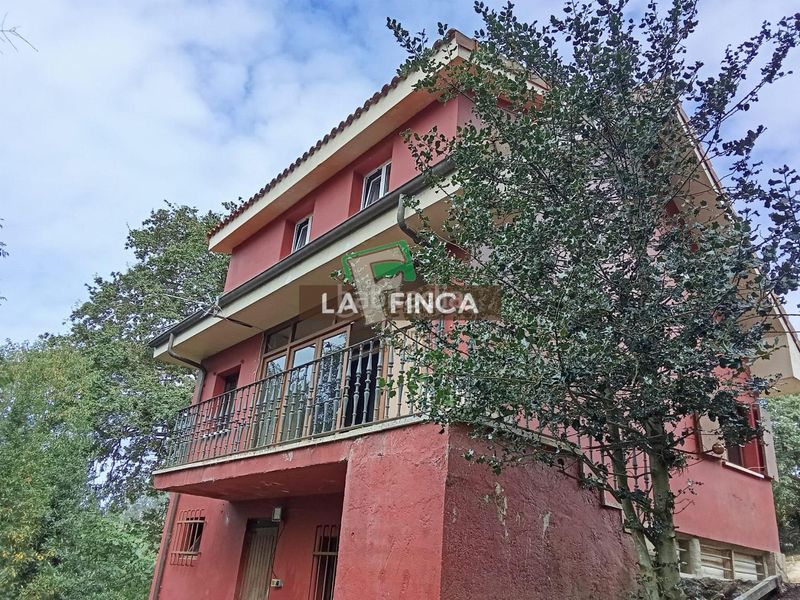 Foto 2bd767b8-284b-4a6a-a840-c17f3752cd0d. Casa amb calefacció a Noreña
