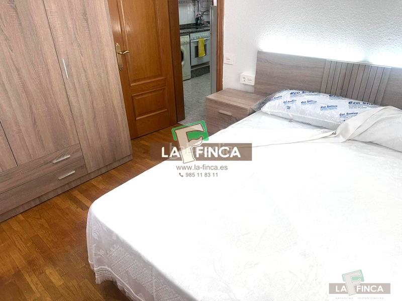 Foto cc91d341-d202-4236-8796-60481781c86e. Etagenwohnung mit heizung in Milán - Pumarín Oviedo