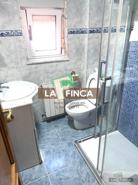 Foto fbc1d4fb-6d79-4ca4-bd53-16ed71eb21ed. Etagenwohnung mit heizung in Milán - Pumarín Oviedo