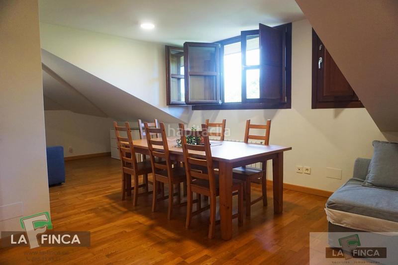 Foto c04c4283-b9aa-4544-84f2-b39aec79d277. Pis amb calefacció aparcament a Llanes pueblo Llanes