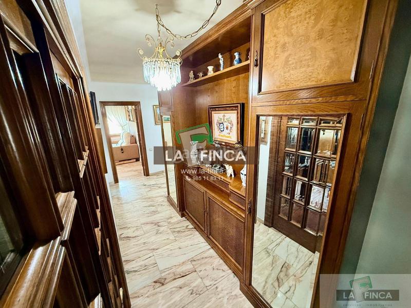 Foto 029004fe-8786-4afb-b7e8-abdb1a064c45. Pis amb calefacció aparcament a Cudillero