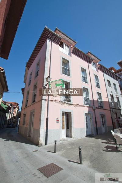 Foto 5da8eab5-78e7-412a-82cd-3b4321a1f475. Casa  en Pravia