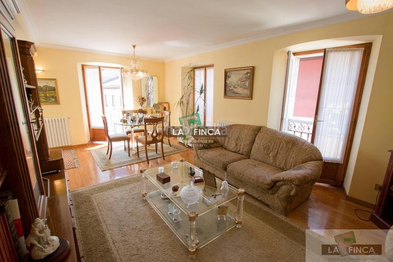 Foto aa95f531-7181-4659-aa0f-98c127dc4811. Casa  en Pravia