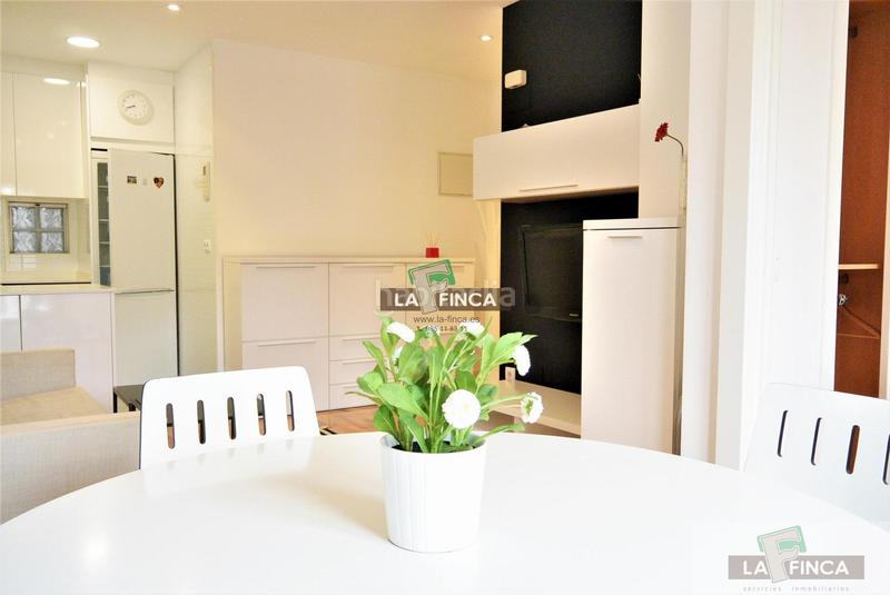 Foto 17383358-aab1-4ea0-9887-cff391d21e0f. Alquiler apartamento  en Teatinos - Los Prados Oviedo
