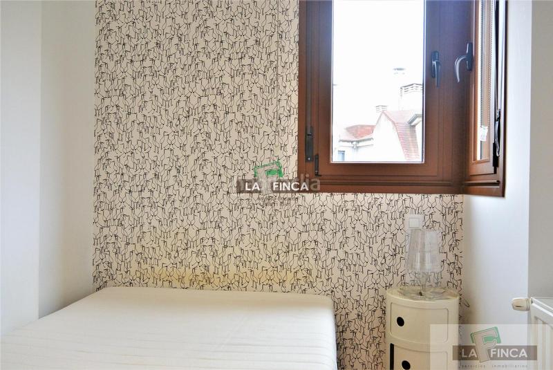 Foto 0946ef5b-e5b5-4ba5-92e1-d02091900567. Location appartement dans Teatinos - Los Prados Oviedo