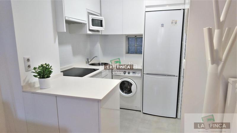 Foto 60eb4267-c300-4fda-bf0b-f25c02301e61. Location appartement dans Teatinos - Los Prados Oviedo