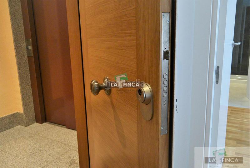 Foto 76bcdd22-d511-4da9-a4b8-25a3fd4340da. Location appartement dans Teatinos - Los Prados Oviedo