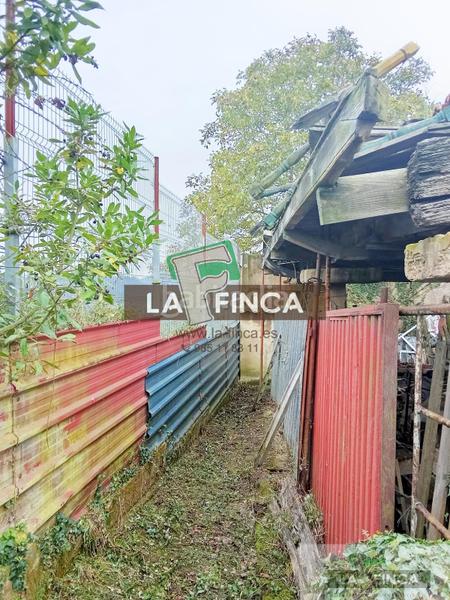 Foto 17fe2824-8e48-43e0-8e06-fea95df980a0. Casa amb aparcament a Sierín Gijón