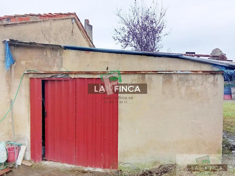 Foto 18df0221-b911-4c77-bc21-45e0150c8beb. Casa amb aparcament a Sierín Gijón