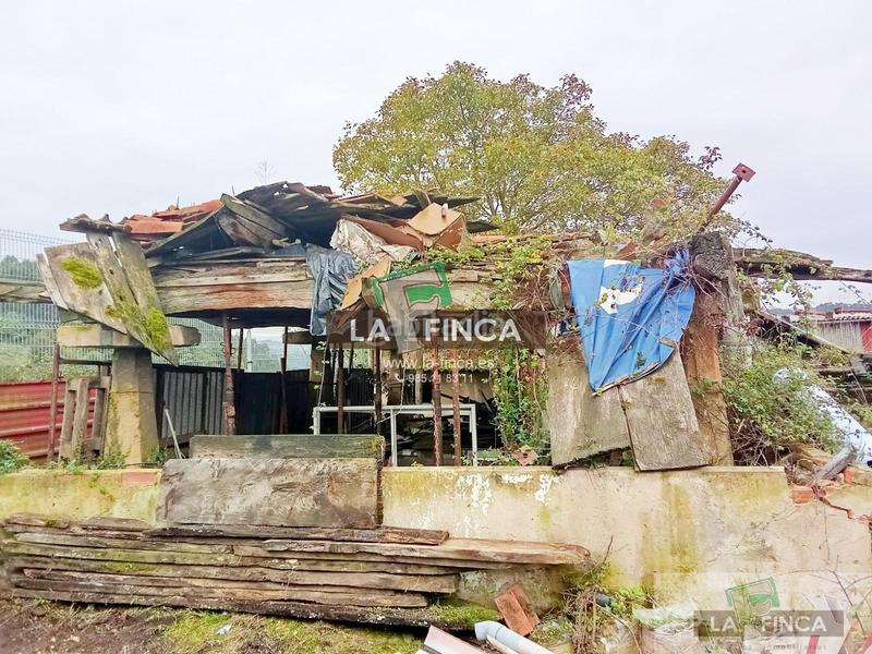 Foto 49d8afb2-2484-4403-9c1f-e445f9255d10. Casa amb aparcament a Sierín Gijón