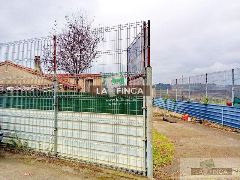 Foto 4d3cd5df-aad8-4d3d-9307-0f05d3bd3695. Casa amb aparcament a Sierín Gijón