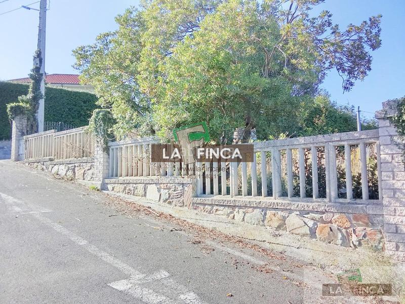 Foto 7f1b6ee2-b55e-4f93-94ae-e4bc9e2ee026. Terrain résidentiel dans Muros de Nalón