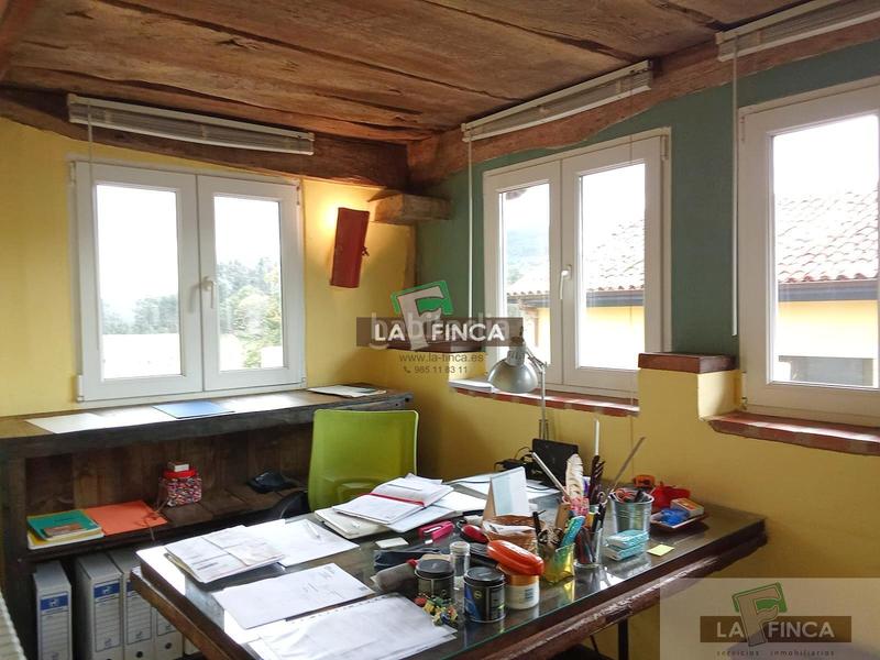 Foto 94cc595b-29ea-4f83-8662-e4b0fcc21255. Casa amb calefacció a Pravia