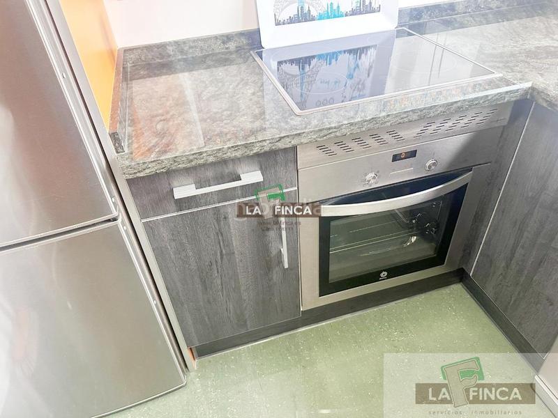 Foto 5cf18f6c-2a59-48a1-8c06-69f4d9a7dbf1. Pis amb calefacció aparcament a Milán - Pumarín Oviedo