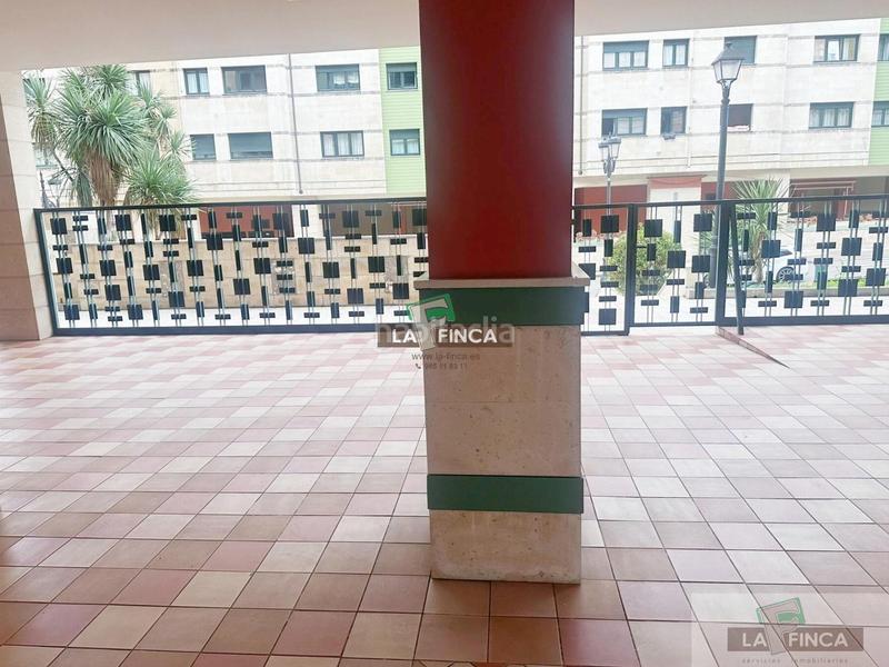 Foto 6e7b7309-76ea-4d8d-8735-fa57476b5d81. Pis amb calefacció aparcament a Milán - Pumarín Oviedo