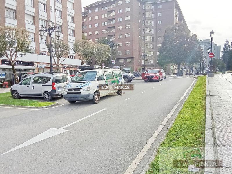 Foto f0712f7a-6112-46b4-9fdc-96a5811e74a8. Affitto appartamento con riscaldamento parcheggio in Oviedo