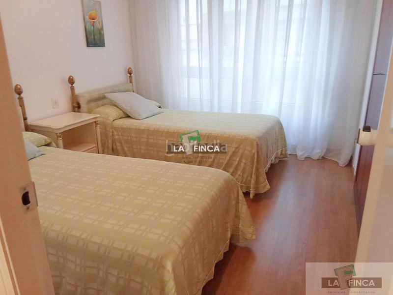Foto 72bd4631-0c9f-4a12-8779-1d94bccd7ec3. Rent flat with heating parking in Milán - Pumarín Oviedo