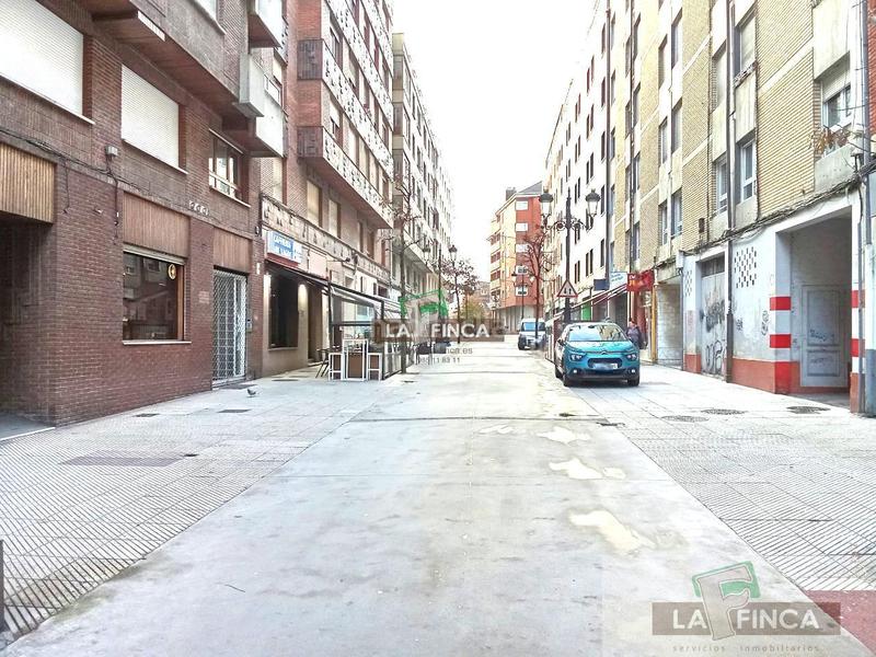 Foto 40604428-8112-47ea-b0ef-bc43982fc271. Flat with heating in El Cristo Oviedo