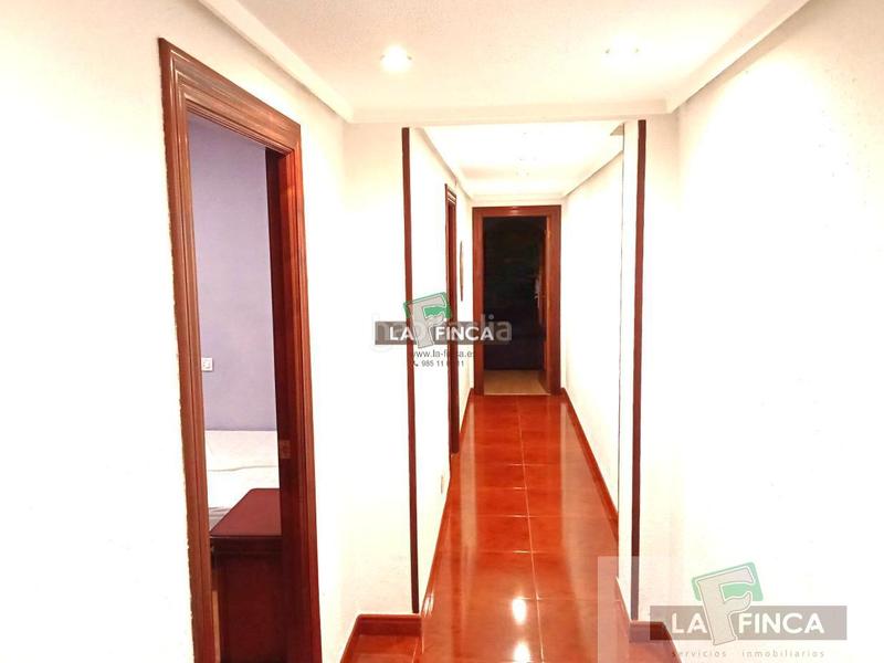 Foto b8bc67fb-acd3-4c2d-afc5-1de4065d6a8d. Flat with heating in El Cristo Oviedo