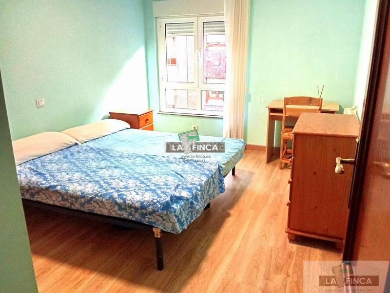 Foto f0bbce86-04a9-4245-8b4a-b917d3d6806b. Flat with heating in El Cristo Oviedo