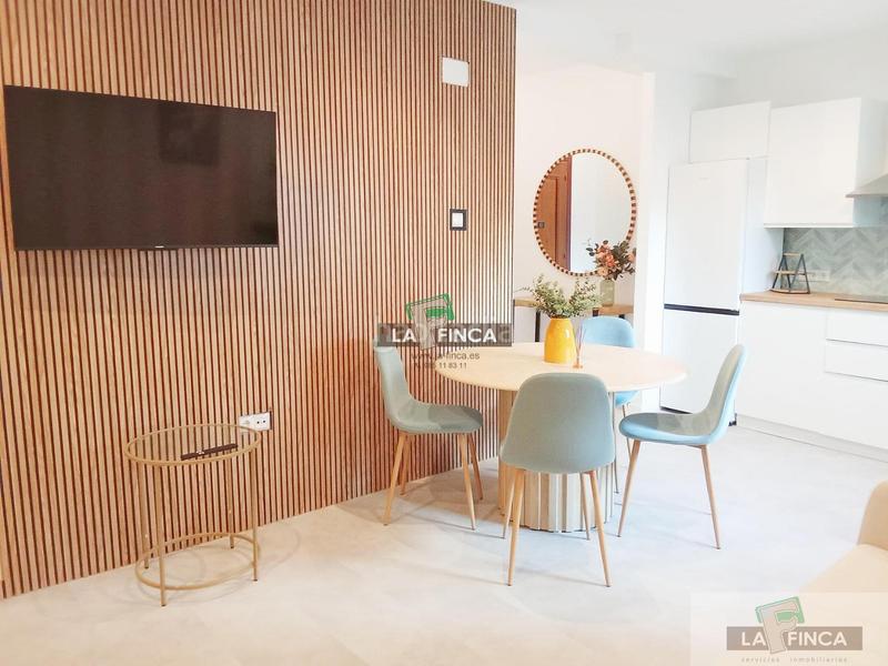 Foto d0141dca-8ce7-40c2-b021-6b8ea2ddb7f8. Pis amb calefacció a Auditorio - Seminario - Parque de Invierno Oviedo