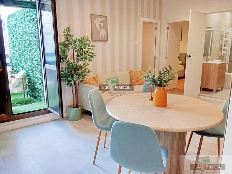 Foto d05e0f53-38d3-439a-a172-4ba198ef4df7. Pis amb calefacció a Auditorio - Seminario - Parque de Invierno Oviedo