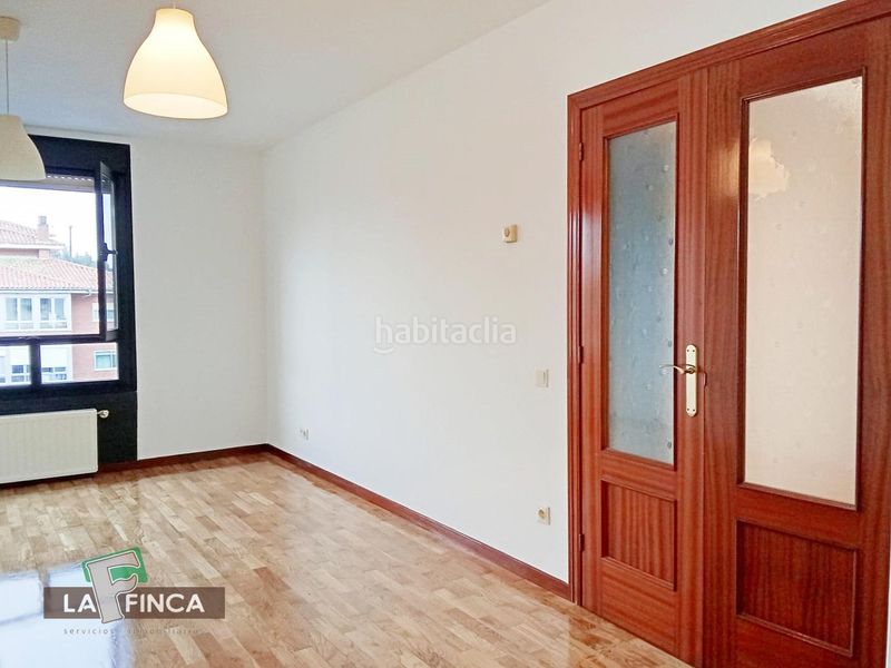 Foto 281c0c14-991e-4aaa-b237-da56166a4e53. Pis amb calefacció a Raíces Castrillón