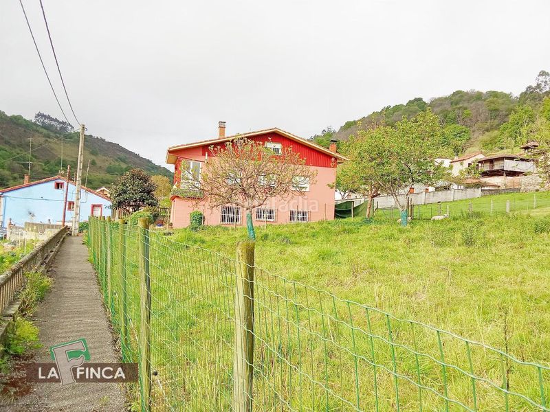 Foto 0fa27549-674a-4f9d-a8e3-34aae7a4ecaf. Casa amb calefacció aparcament a Carbayin-Lieres-Valdesoto Siero