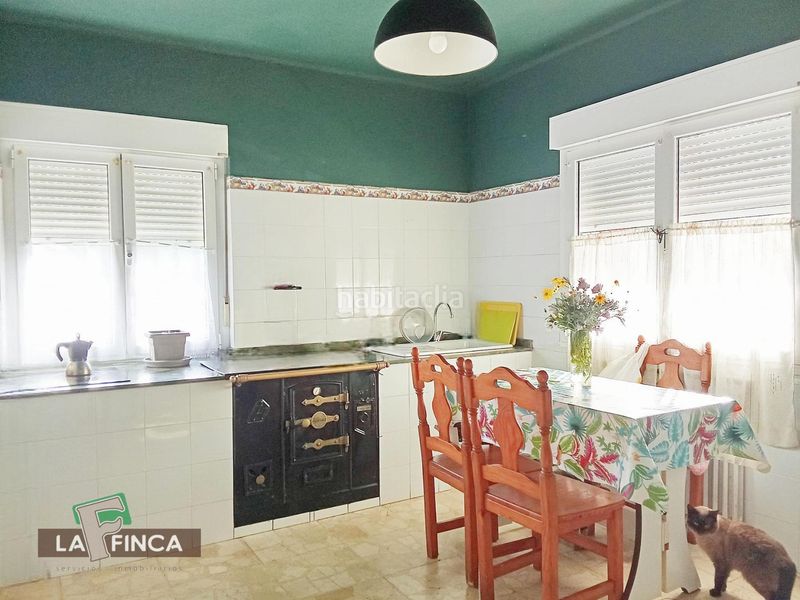 Foto 32dd6745-2067-4447-bc47-5e091e2c1fb2. Casa amb calefacció aparcament a Carbayin-Lieres-Valdesoto Siero