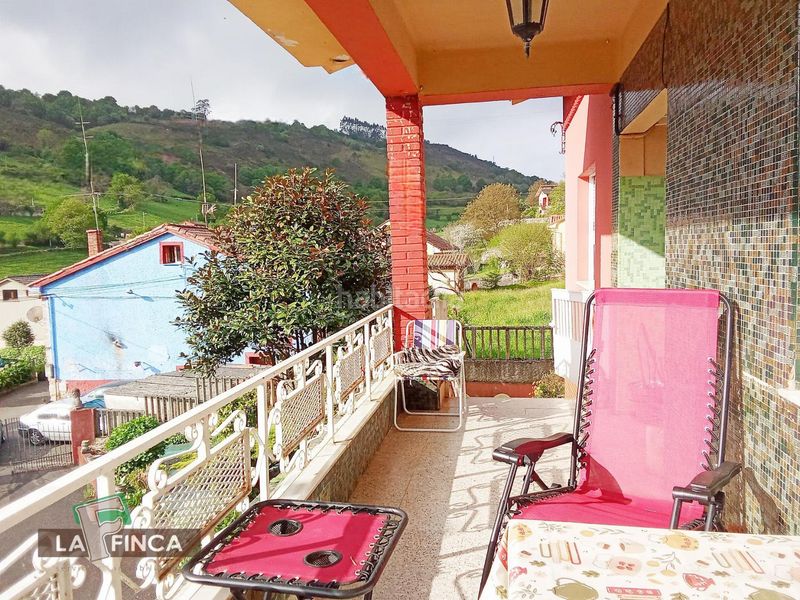 Foto 426512f3-ccf7-4c95-a2d1-00a106919487. Casa amb calefacció aparcament a Carbayin-Lieres-Valdesoto Siero