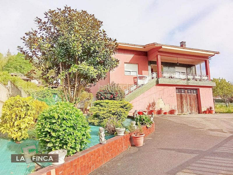 Foto 6aaf96cf-0ca9-4695-a6fa-89f923d88bbb. Casa amb calefacció aparcament a Carbayin-Lieres-Valdesoto Siero