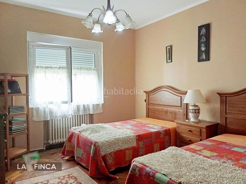Foto 73ddebb9-0d4d-4591-816a-a39340cff6b8. Casa amb calefacció aparcament a Carbayin-Lieres-Valdesoto Siero